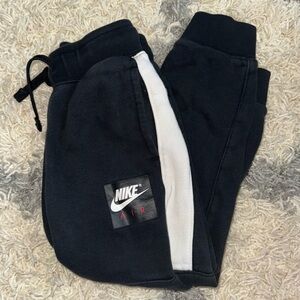Nike joggers